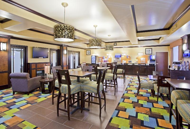 Holiday Inn Express Hotel & Suites Van Wert By Ihg Exterior photo